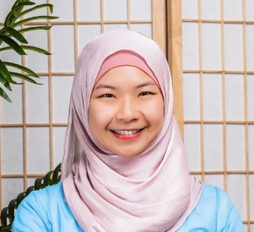 RoslinaYong